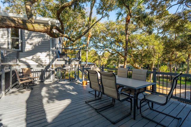 608 E Ashley Avenue, Folly Beach, SC 29439