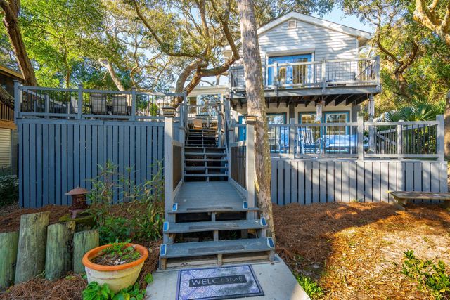 608 E Ashley Avenue, Folly Beach, SC 29439