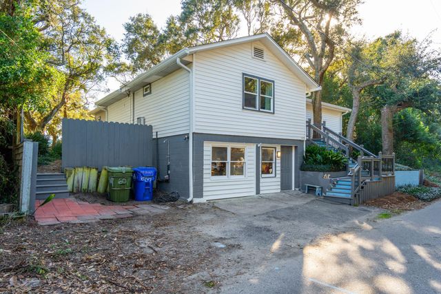 608 E Ashley Avenue, Folly Beach, SC 29439