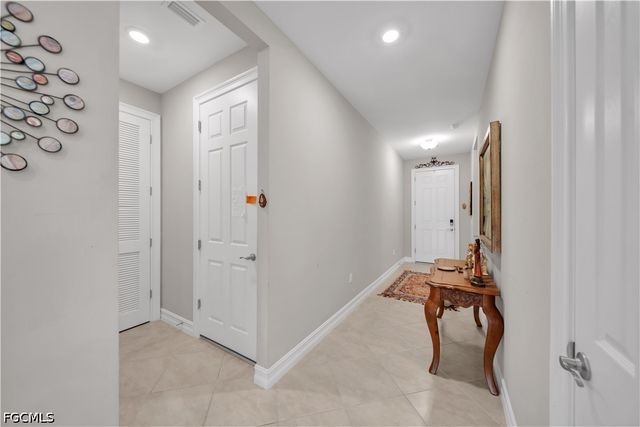3290 Baravaldo CIR, Cape Coral, FL 33909