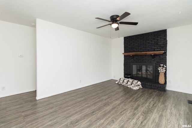 120 DOUGLAS Road, Marquette Heights, IL 61554