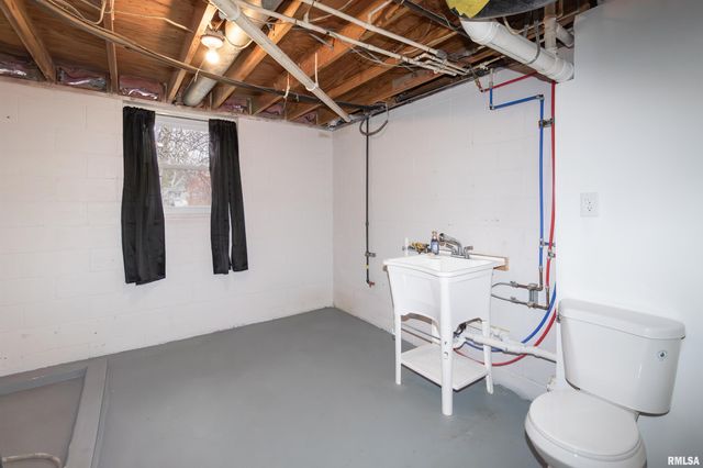 120 DOUGLAS Road, Marquette Heights, IL 61554