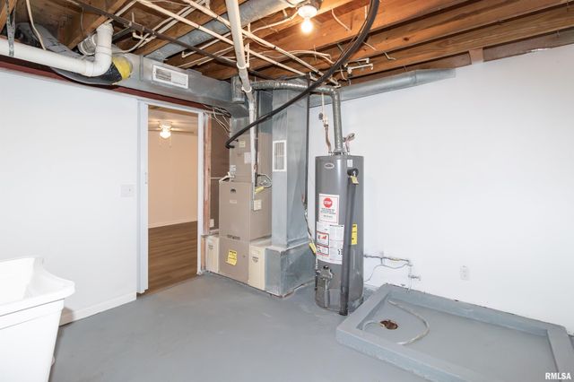 120 DOUGLAS Road, Marquette Heights, IL 61554