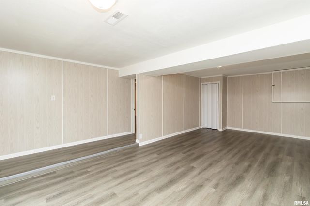 120 DOUGLAS Road, Marquette Heights, IL 61554