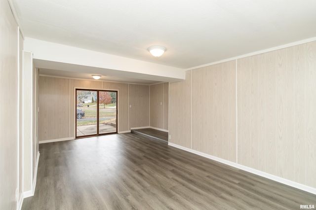 120 DOUGLAS Road, Marquette Heights, IL 61554