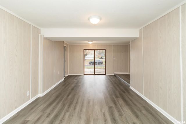 120 DOUGLAS Road, Marquette Heights, IL 61554