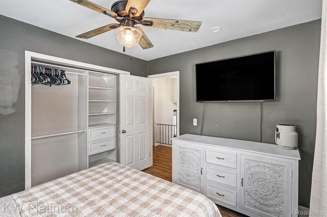 5452 Columbia Court, Oregon Township, MI 48446