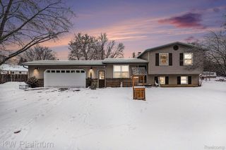 5452 Columbia Court, Oregon Township, MI 48446