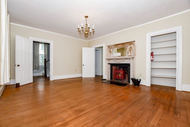 28 Main Street, Mattapoisett, MA 02739