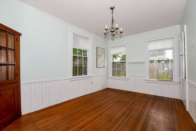 28 Main Street, Mattapoisett, MA 02739