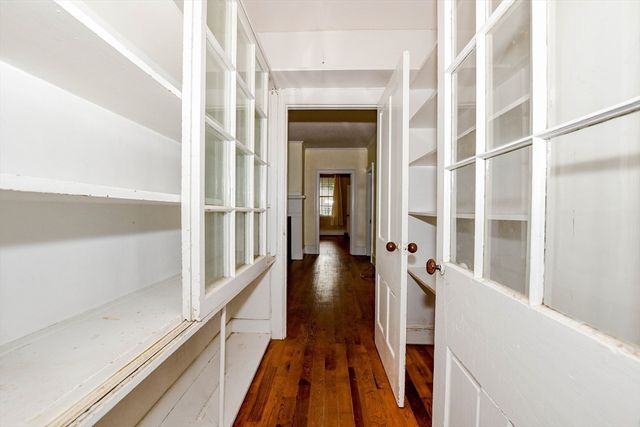 28 Main Street, Mattapoisett, MA 02739