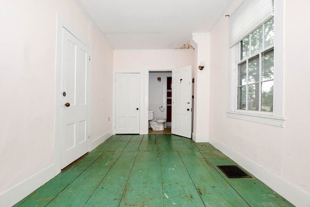 28 Main Street, Mattapoisett, MA 02739