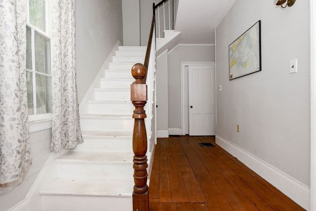 28 Main Street, Mattapoisett, MA 02739