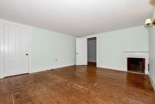 28 Main Street, Mattapoisett, MA 02739