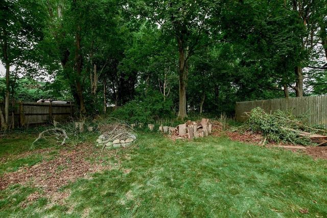 28 Main Street, Mattapoisett, MA 02739
