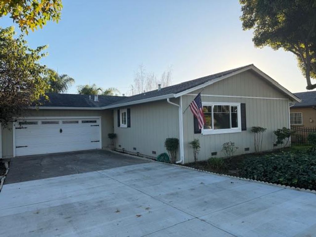 136 Celia Drive, Watsonville, CA 95076