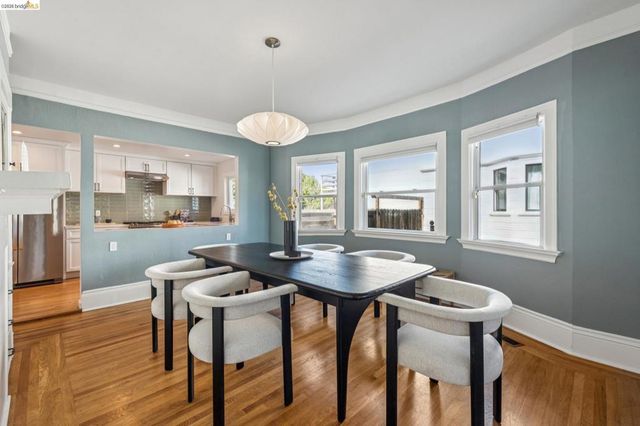 758 61St St, Oakland, CA 94609