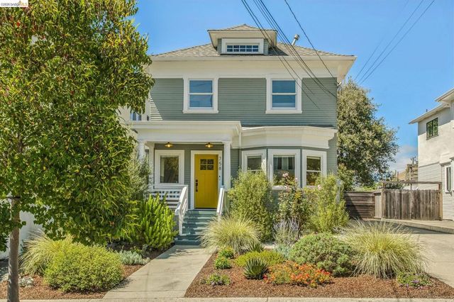 758 61St St, Oakland, CA 94609