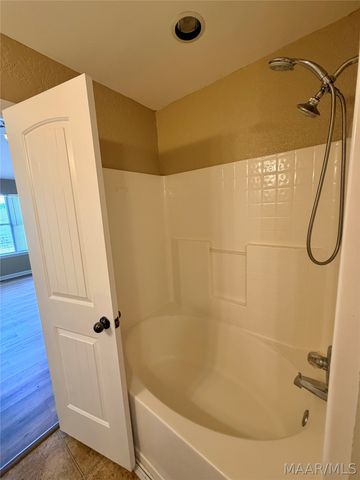 6637 Ridgeview Circle, Montgomery, AL 36117