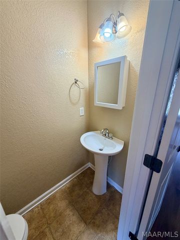6637 Ridgeview Circle, Montgomery, AL 36117