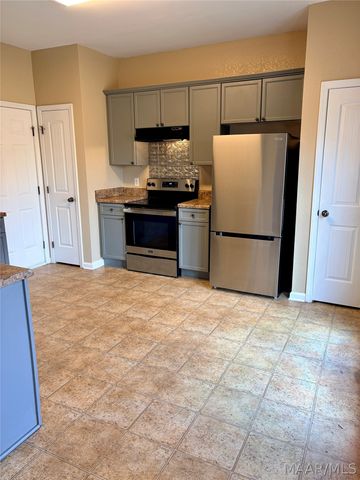 6637 Ridgeview Circle, Montgomery, AL 36117