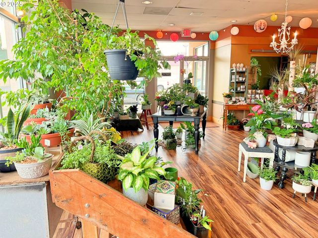1035 Vandercook St, Longview, WA 98632