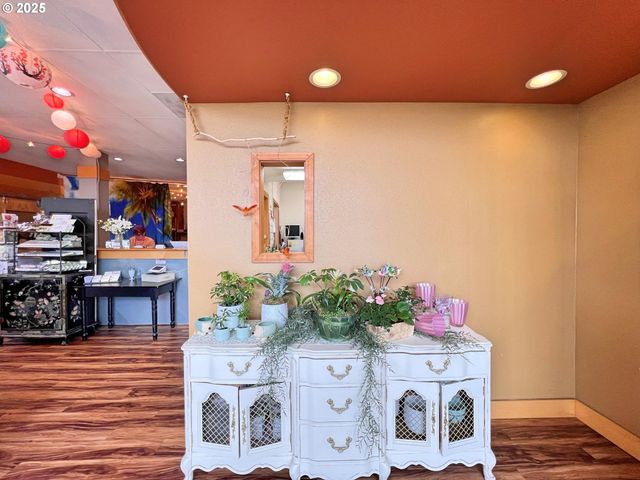 1035 Vandercook St, Longview, WA 98632