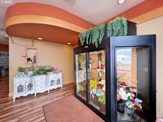 1035 Vandercook St, Longview, WA 98632