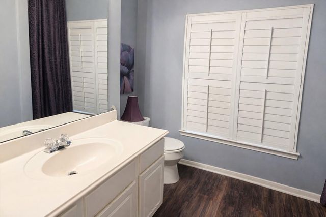 3009 Park Lane Drive, Baytown, TX 77521