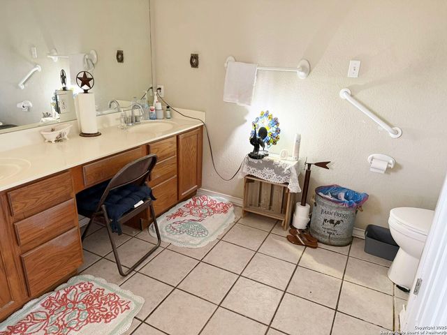 1207 Grand Pass, Canyon Lake, TX 78133