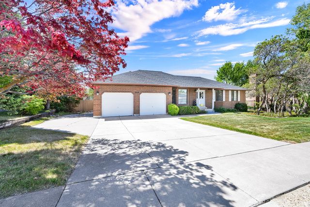 2698 E 1650 N, Layton, UT 84040