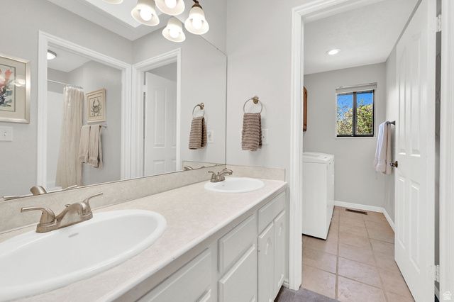 2698 E 1650 N, Layton, UT 84040