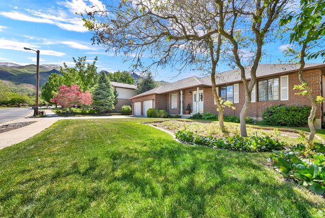 2698 E 1650 N, Layton, UT 84040