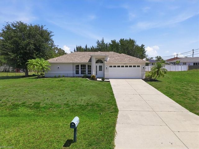 2245 SW 1st TER, Cape Coral, FL 33991
