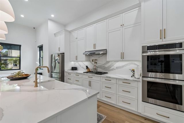 5410 BAYSHORE BLVD, Tampa, FL 33611