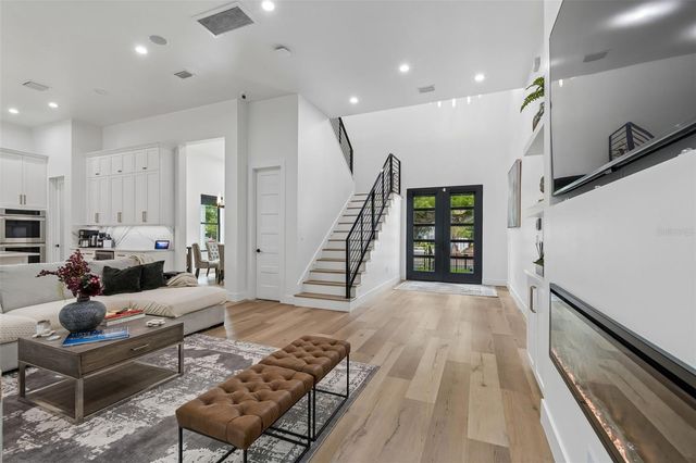 5410 BAYSHORE BLVD, Tampa, FL 33611