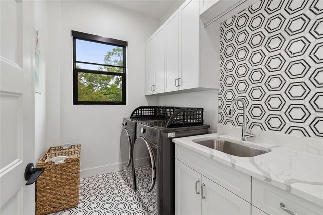 5410 BAYSHORE BLVD, Tampa, FL 33611