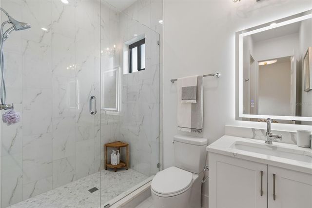 5410 BAYSHORE BLVD, Tampa, FL 33611