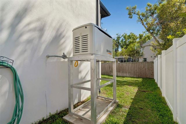 5410 BAYSHORE BLVD, Tampa, FL 33611