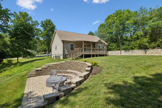 1179 Abernathy Rd, Ashland City, TN 37015