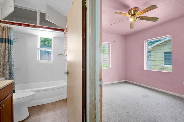 124 CENTER STREET, Winter Haven, FL 33880