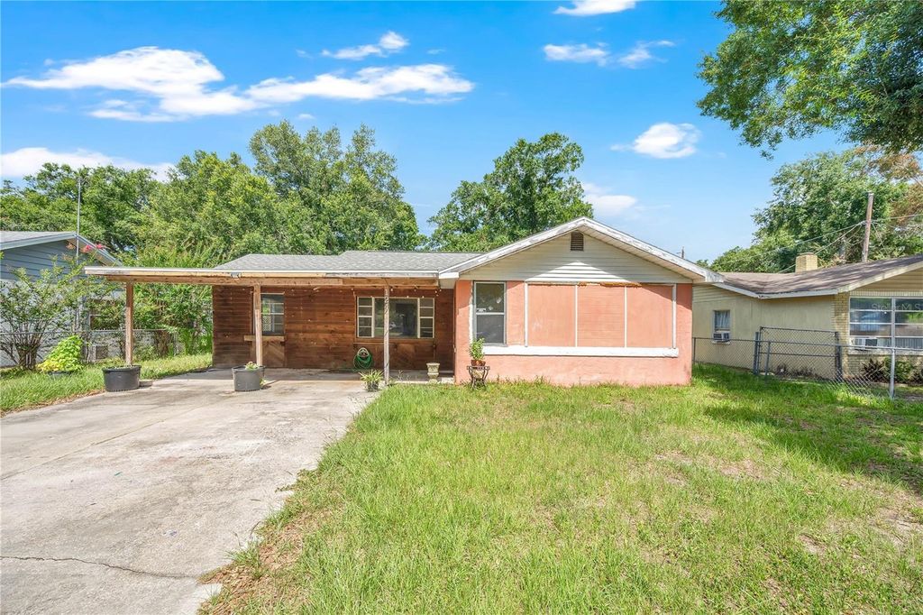 124 CENTER STREET, Winter Haven, FL 33880