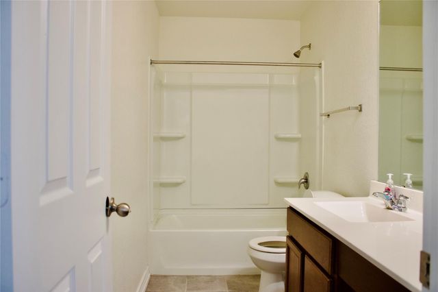 351 Blacktail DR, New Braunfels, TX 78130