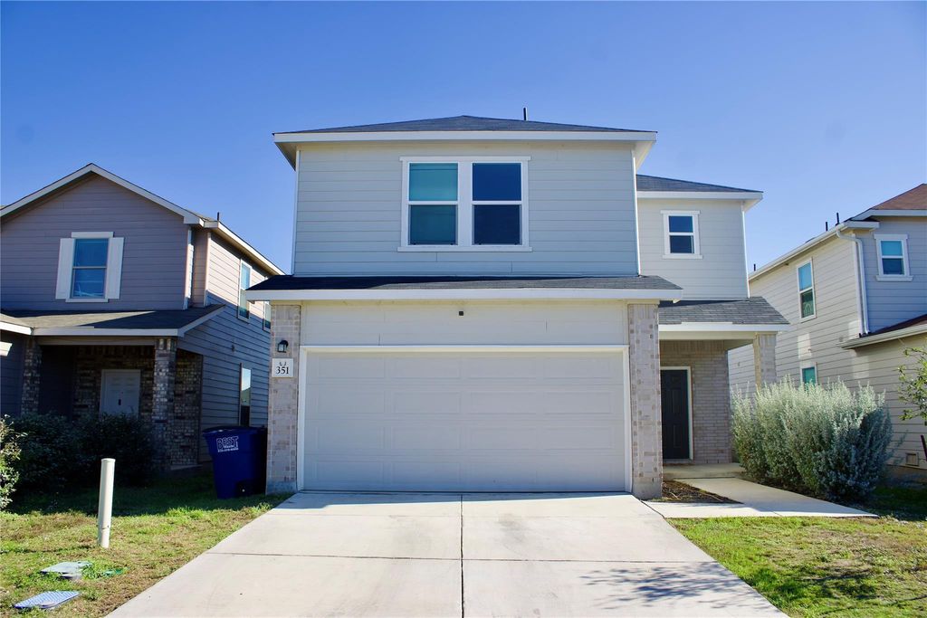 351 Blacktail DR, New Braunfels, TX 78130