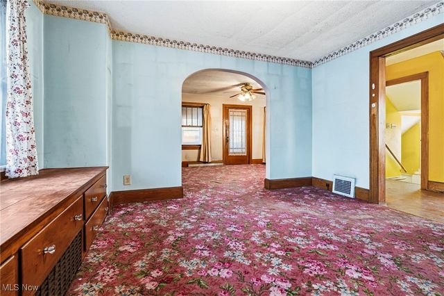 10595 Forty Corners Road NW, Massillon, OH 44647