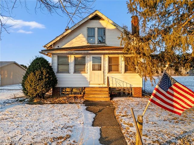 10595 Forty Corners Road NW, Massillon, OH 44647