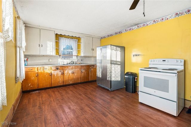 10595 Forty Corners Road NW, Massillon, OH 44647