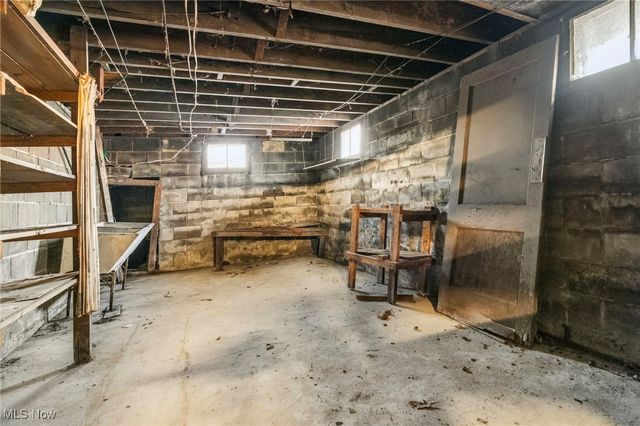 10595 Forty Corners Road NW, Massillon, OH 44647