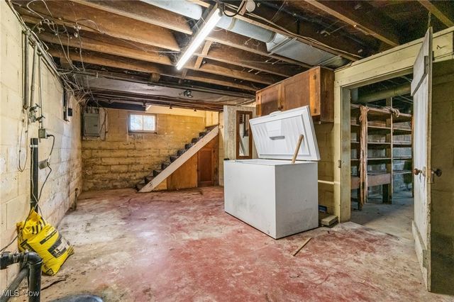 10595 Forty Corners Road NW, Massillon, OH 44647