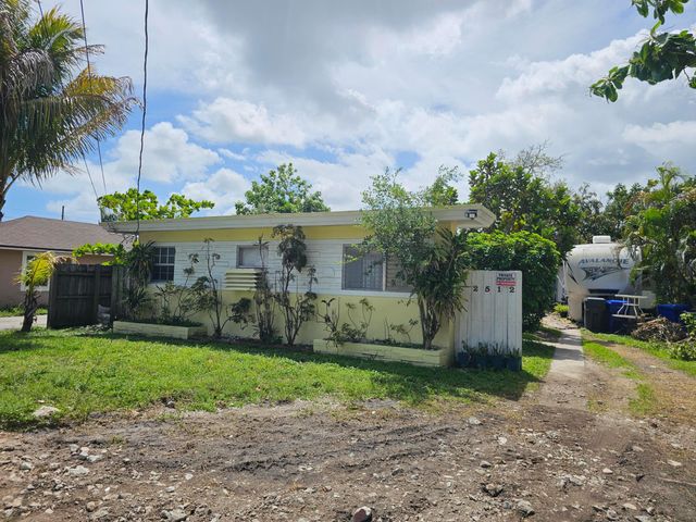 2512 Arthur Street, Hollywood, FL 33020